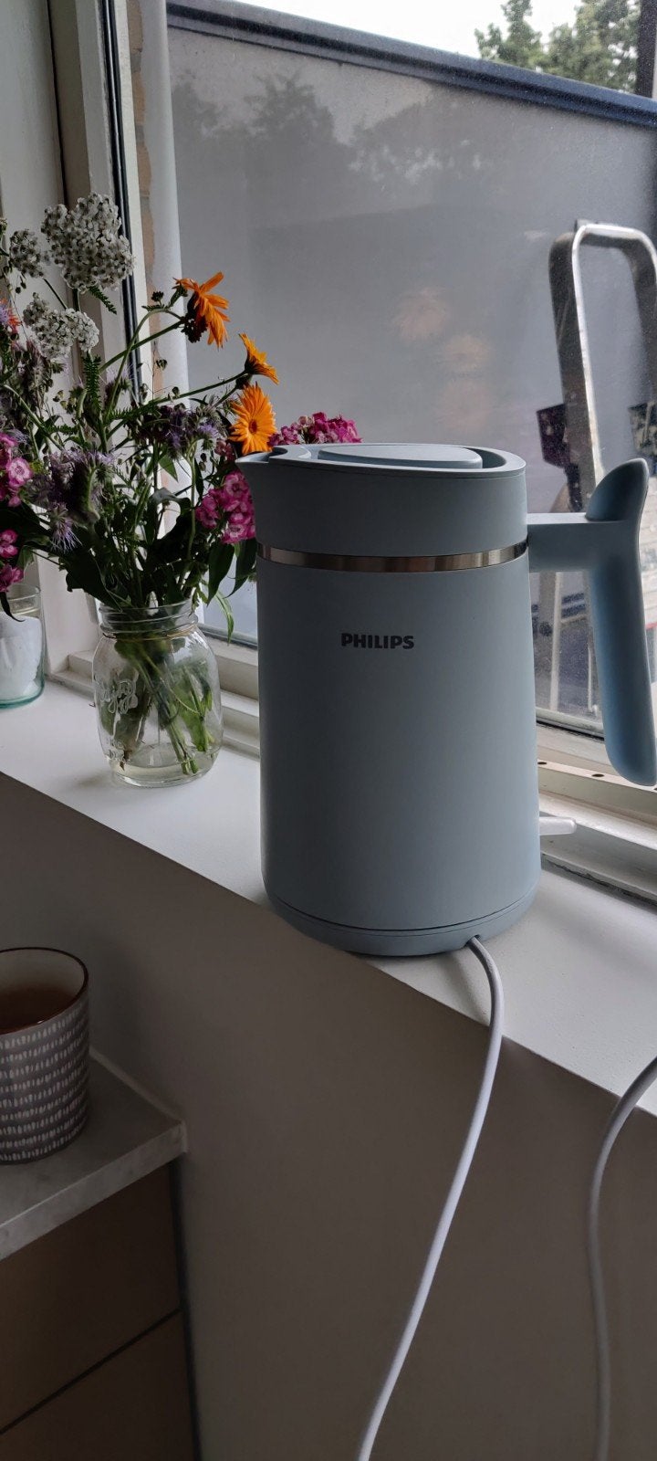 Philips waterkoker 1.7L HD9360/40 - Zo goed als nieuw, 1 tot 2 liter, Ophalen of Verzenden, Zo goed als nieuw