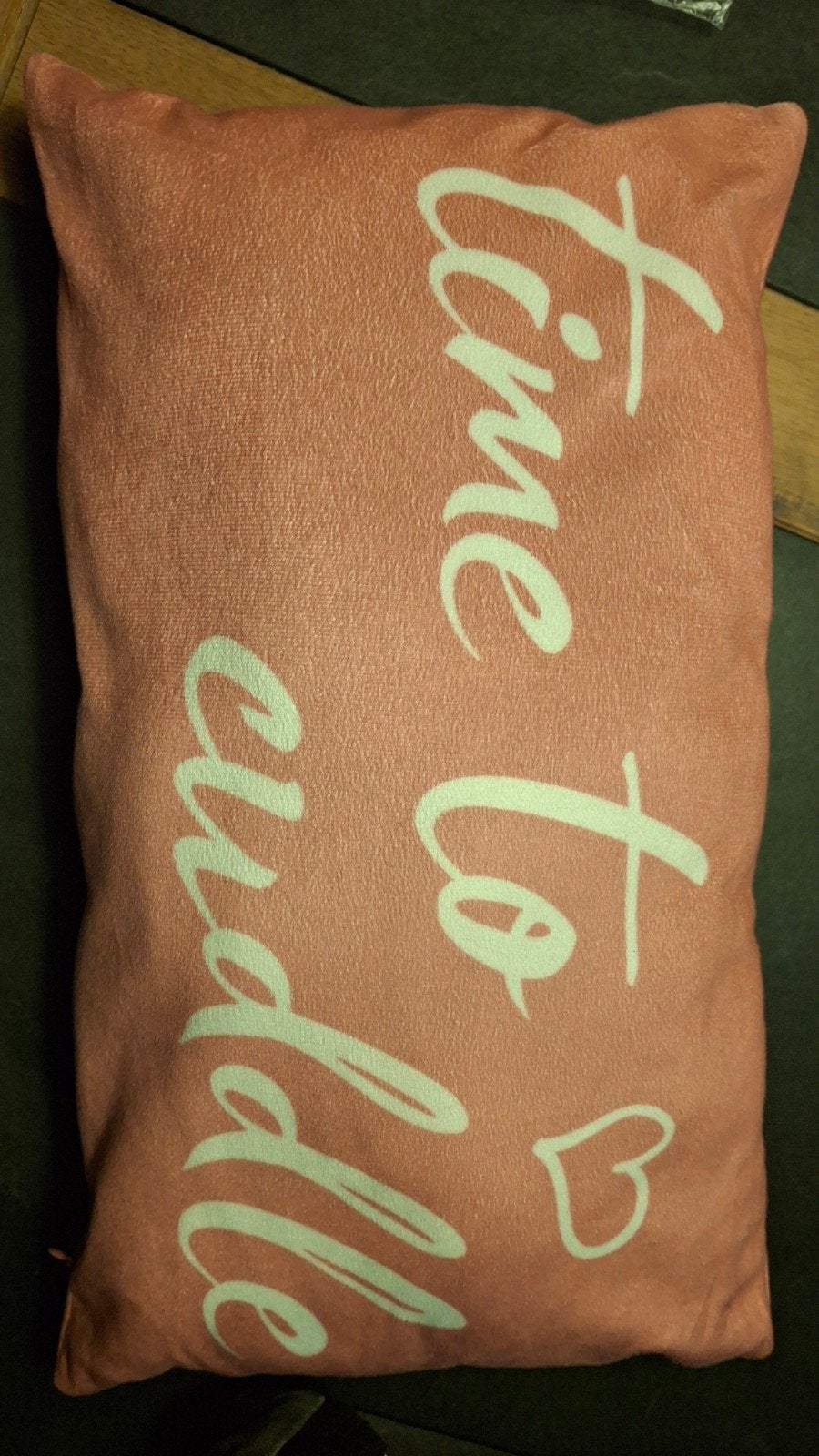 Roze sierkussen 'Time to Cuddle' met rits, Met print, Ophalen of Verzenden, Zo goed als nieuw, Sierkussen