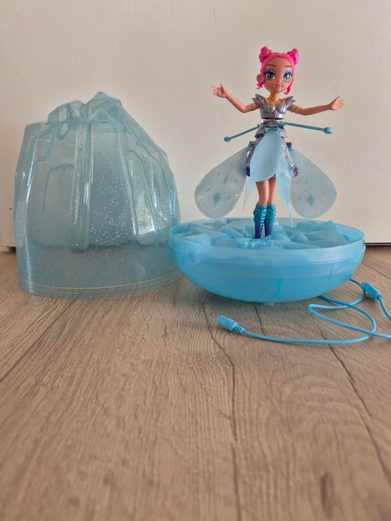 Hatchimals Pixies Crystal Flyers Starlight Idol, Ophalen of Verzenden, Zo goed als nieuw, Jongen of Meisje