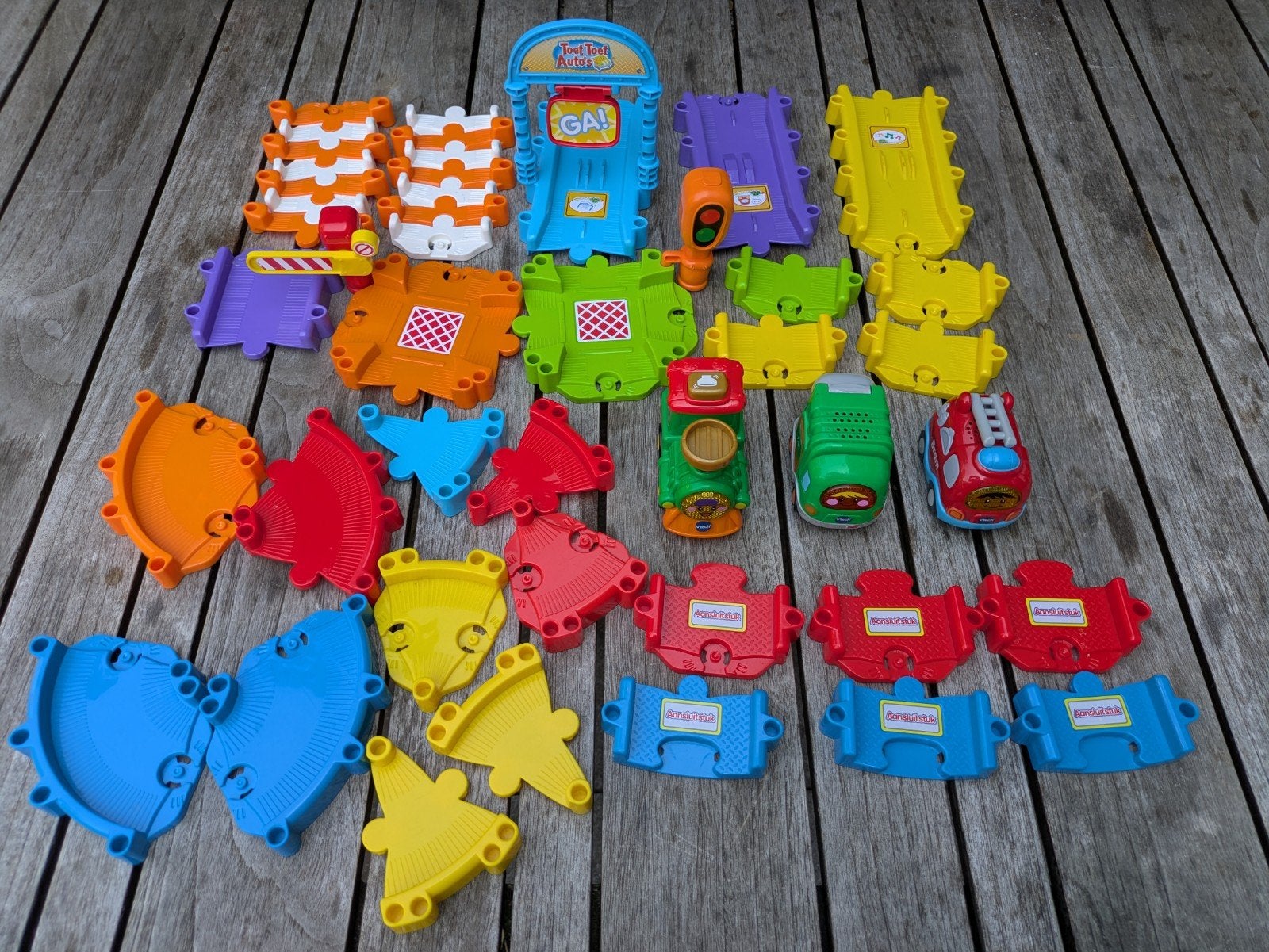 VTech Toet Toet Auto's Baandelen en Voertuigen Set, Ophalen of Verzenden, Gebruikt