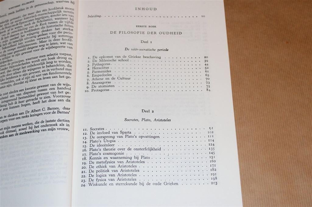 Geschiedenis Westerse Filosofie — Standaardwerk Russell, Ophalen of Verzenden, Gelezen, Algemeen