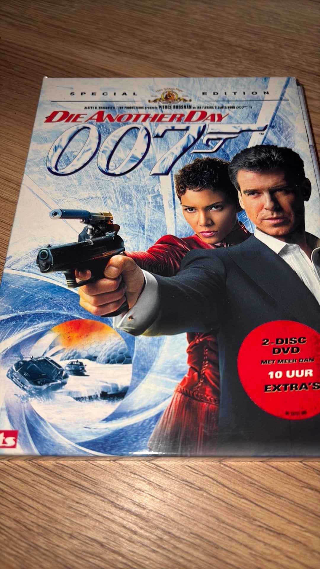 Die Another Day met Pierce Brosnan als James Bond., Cd's en Dvd's, Vanaf 12 jaar, Ophalen of Verzenden, Zo goed als nieuw