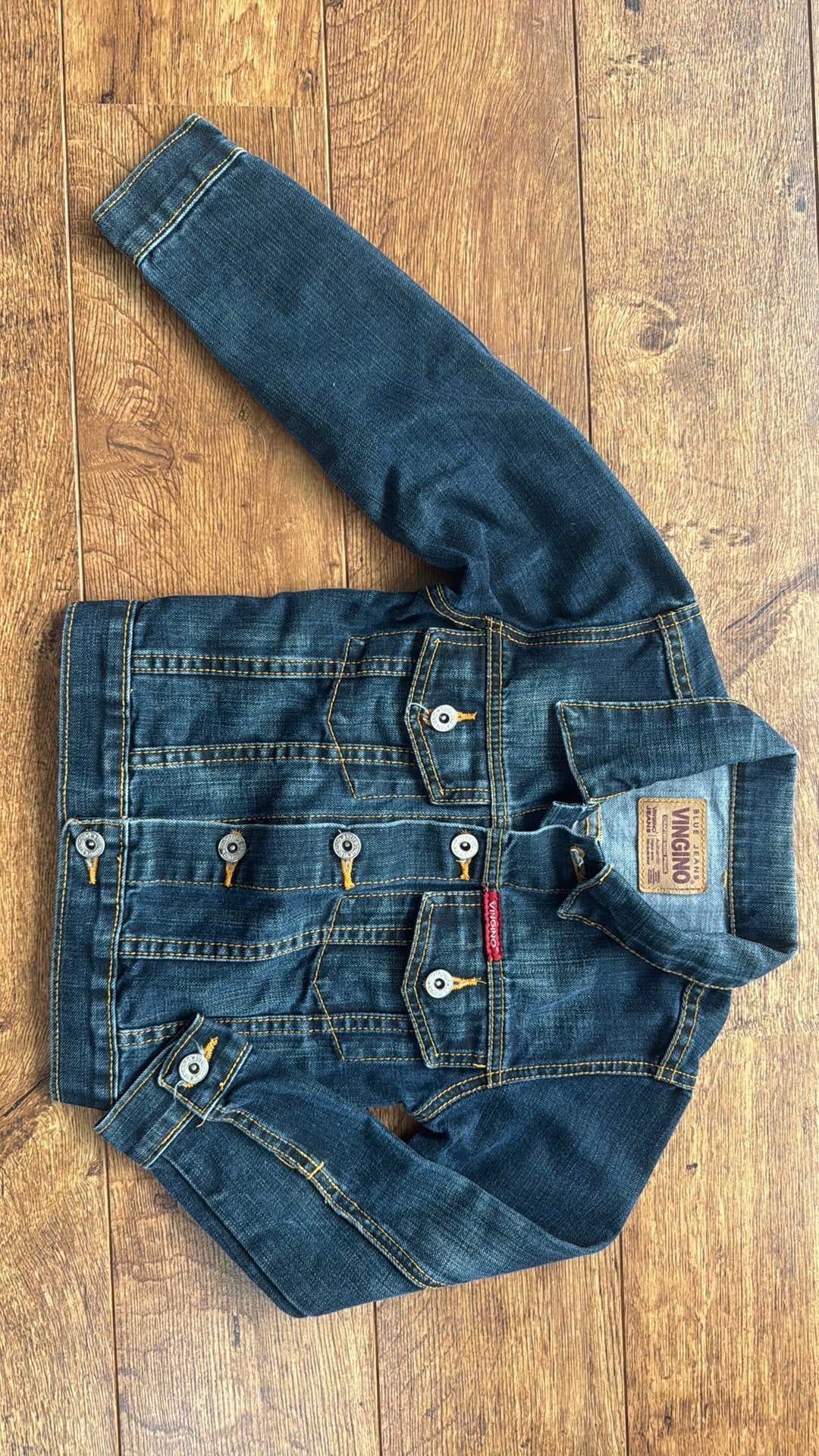 Vingino spijkerjasje 110-116, Kinderen en Baby's, Kinderkleding | Maat 98, Ophalen of Verzenden, Zo goed als nieuw, Jongen of Meisje