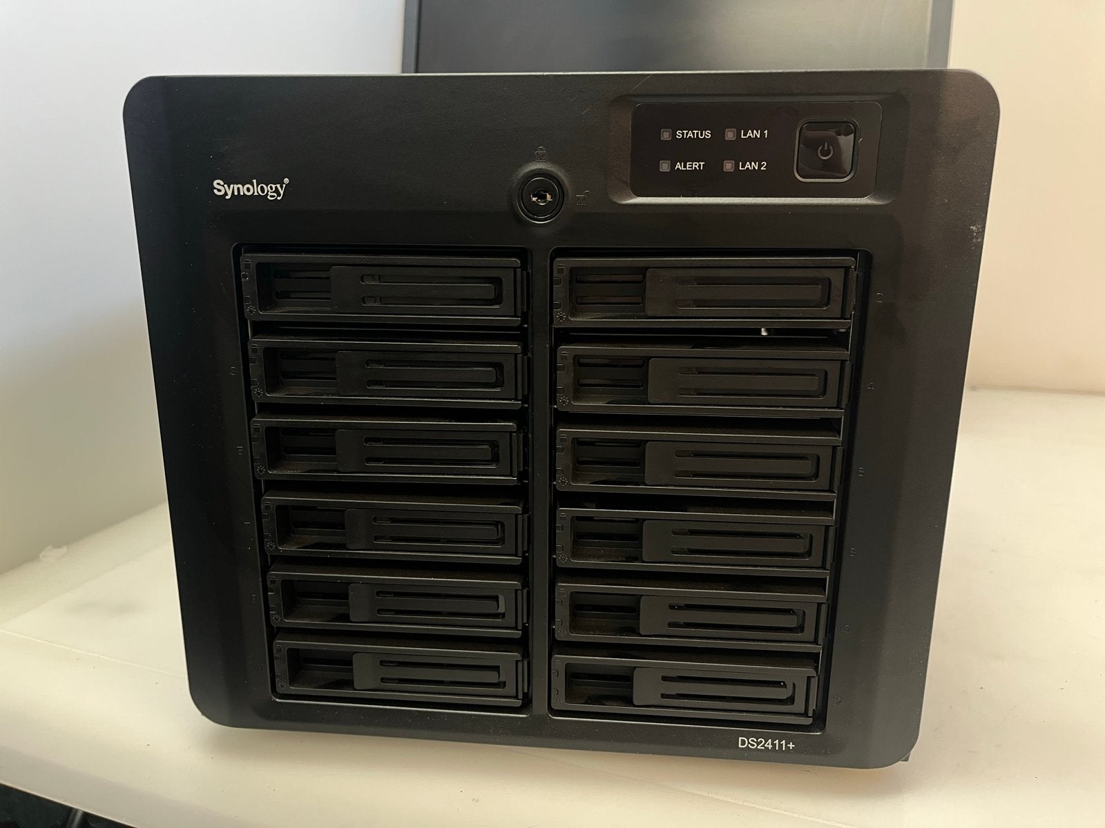 Synology DiskStation DS2411+ NAS Server, Computers en Software, Ophalen of Verzenden, Gebruikt