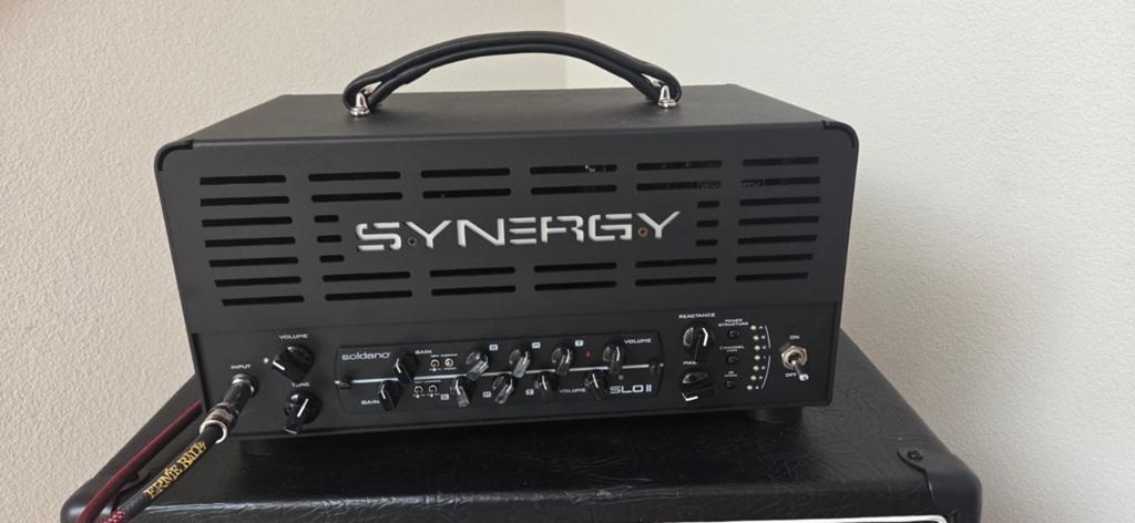 Synergy SYN-20 IR + Soldano SLO II preamp, Muziek en Instrumenten, Ophalen of Verzenden, Zo goed als nieuw, Gitaar, Minder dan 50 watt