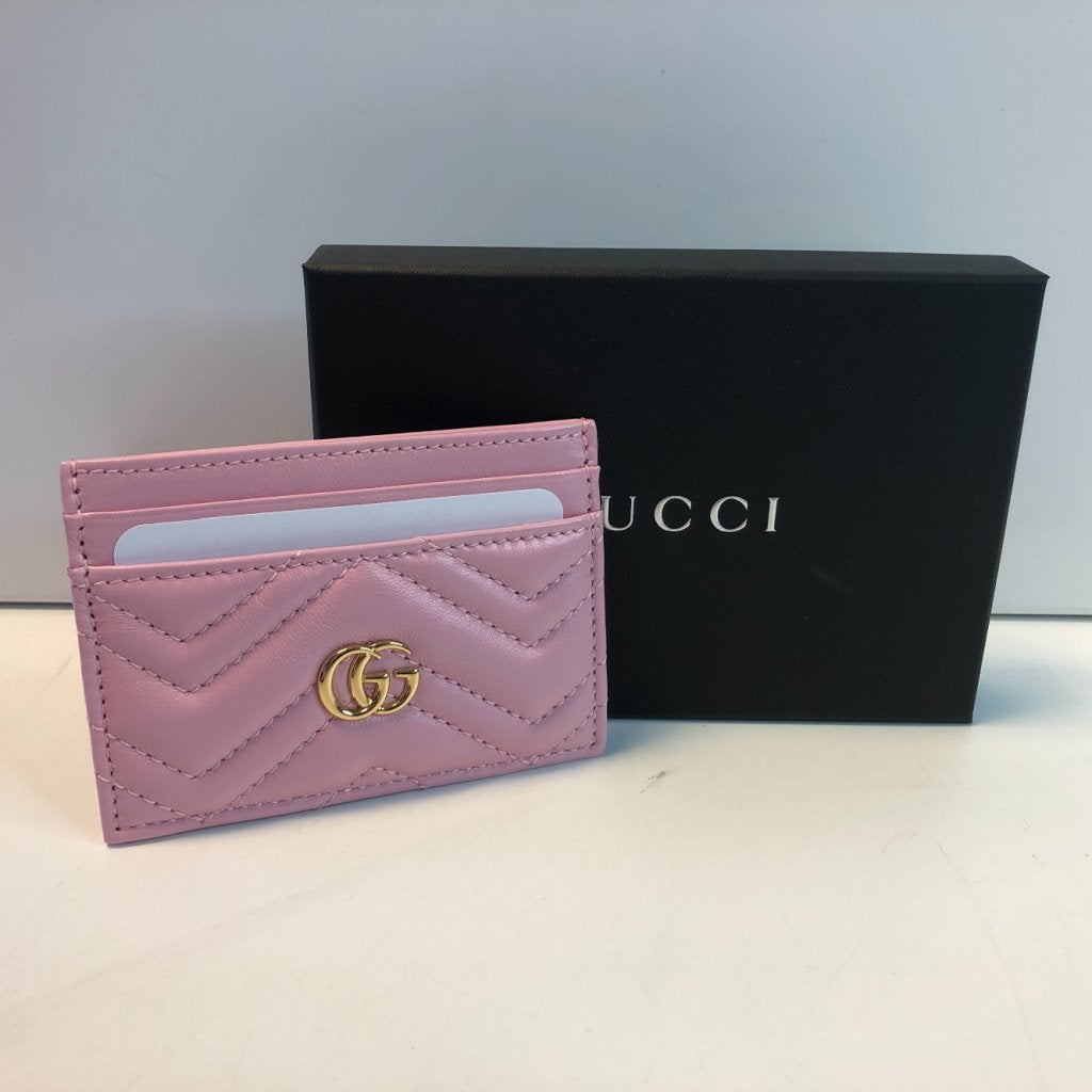Gucci GG Marmont Card Case | Ongebruikt! + bon, Sieraden, Tassen en Uiterlijk, Gucci, Nieuw, Support@gucci.com, 30 Avenue Montaigne
75008 Paris