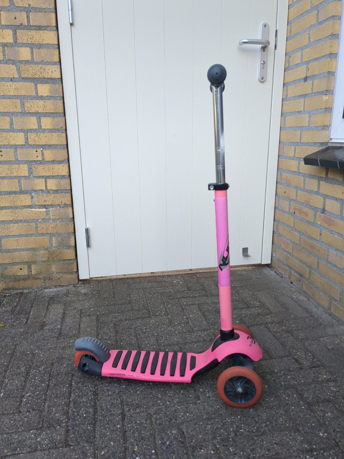 Roze kinderstep met 3 wielen 2-6 jaar, Ophalen, Gebruikt, Gewone step, Onbekend