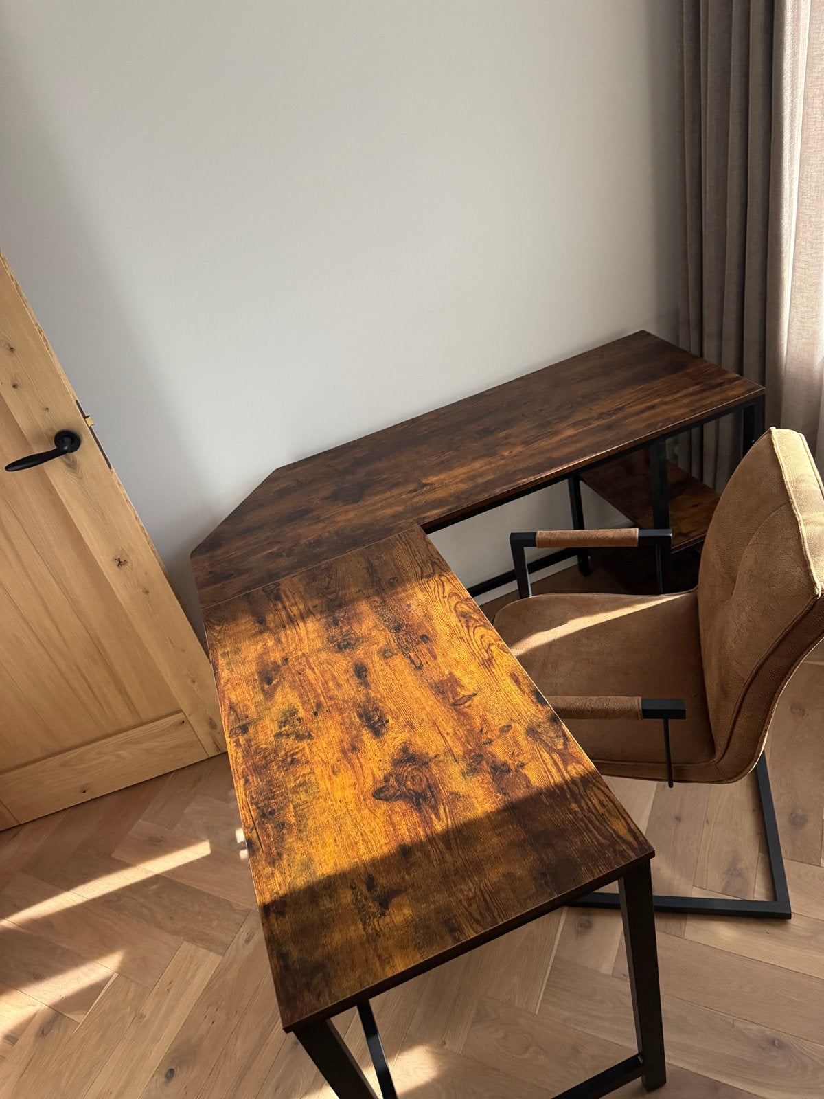 Hoekbureau met Opbergruimte - Industrieel Design, Huis en Inrichting, Ophalen, Opbergruimte, Spaanplaat of MDF, Hoekbureau