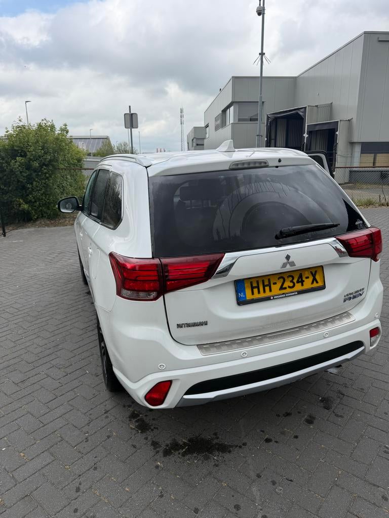 Mitsubishi Outlander 2.0 Dohc Mivec Phev 203pk 4WD CVT 5P, 1998 cc, Outlander, Euro 6, 4 cilinders