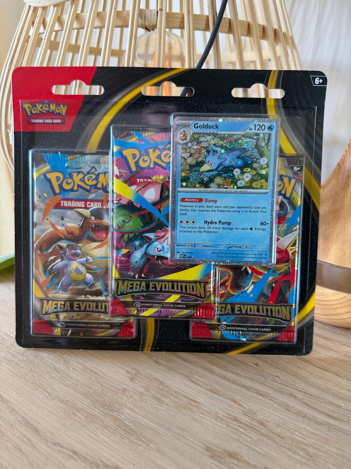 Pokémon Mega Evolution Booster Pack met Goldduck kaart, Ophalen of Verzenden, Nieuw, Booster, Foil