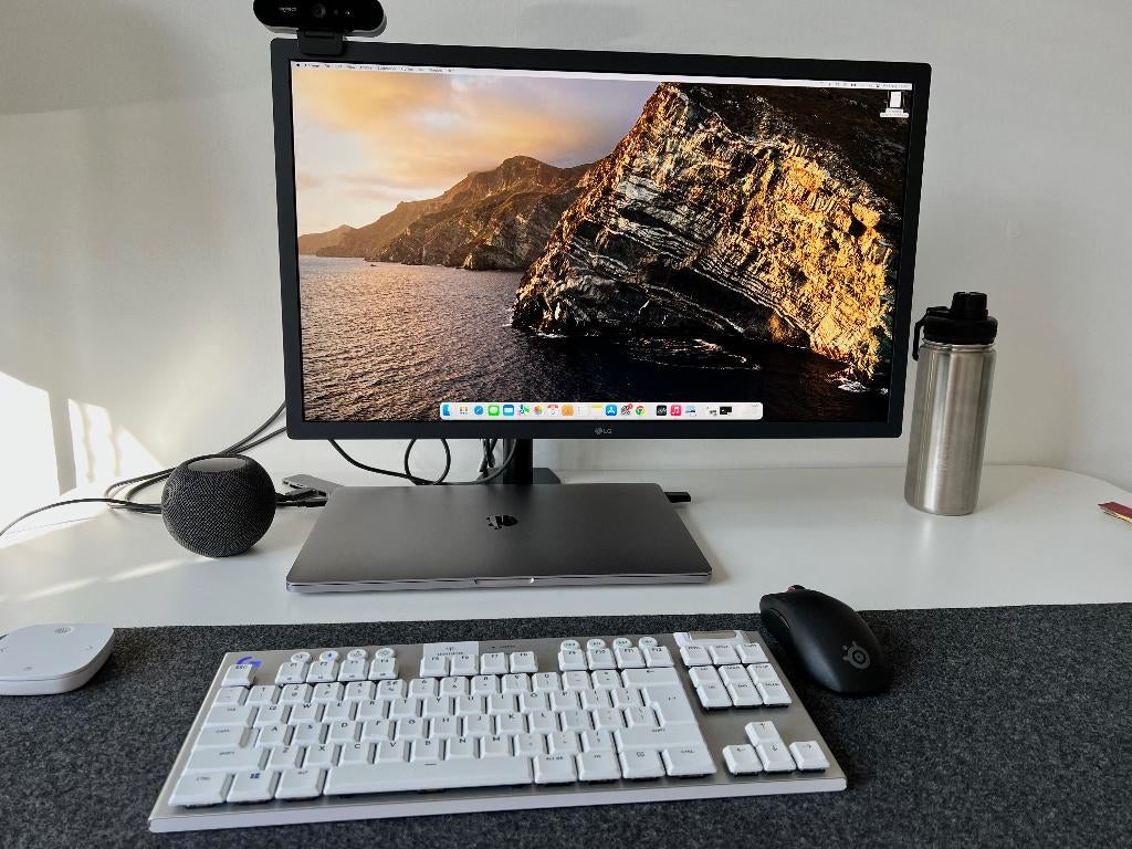 LG 24-inch UltraFine 4K Display (model 24MD4KL), Computers en Software, Monitoren, IPS, Ophalen of Verzenden, USB-C, 23,7