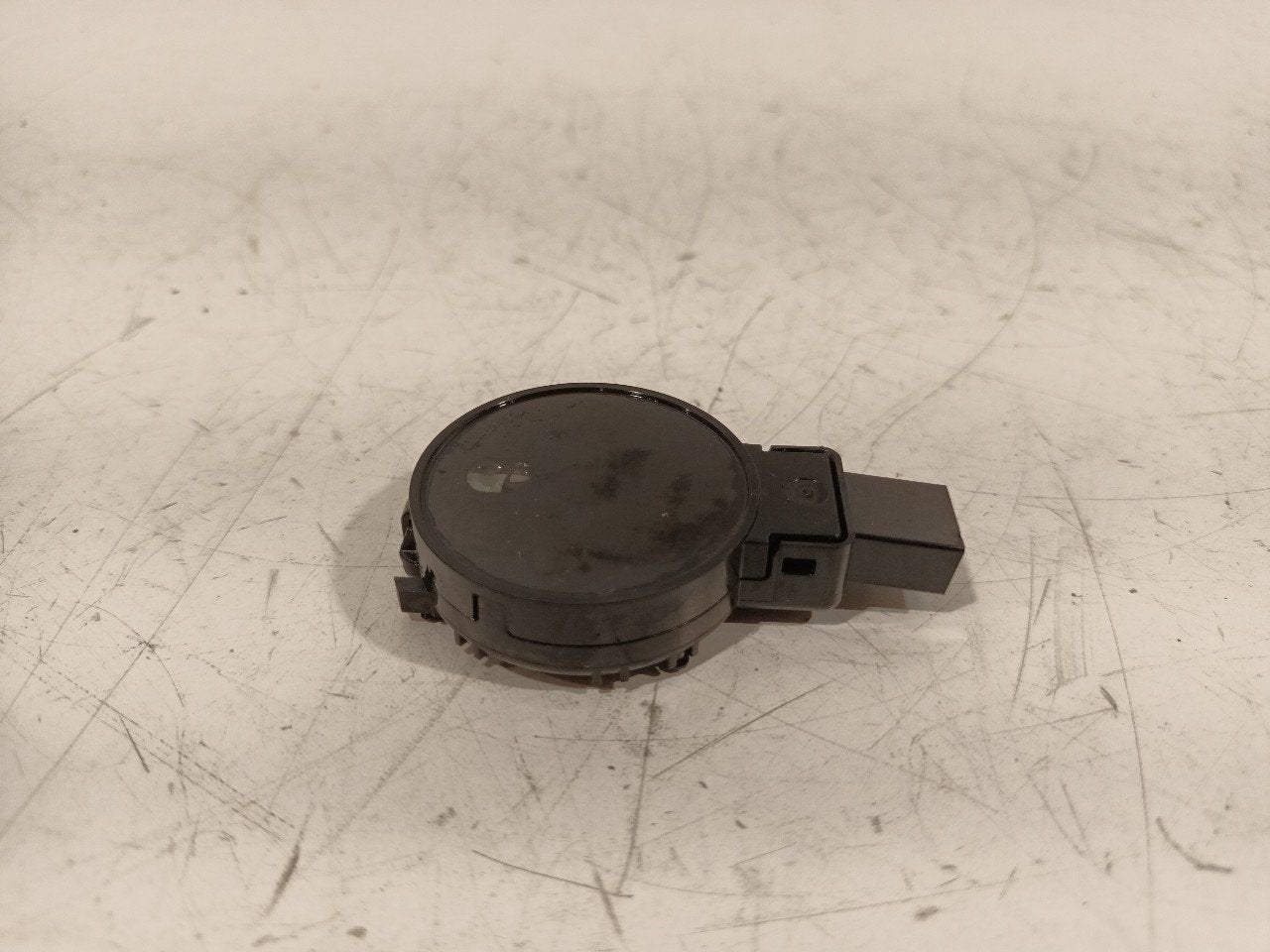 Regensensor Nissan Micra, Onderdelen@venauto.nl, Van der Ven Autorecycling B.V., Gebruikt, Ettenseweg 76, 4706 PB Roosendaal, The Netherlands