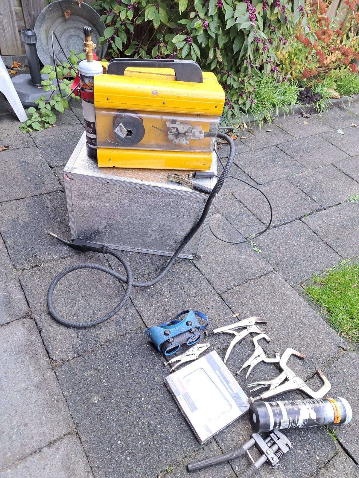 MIG/MAG lasapparaat met toebehoren, Ophalen, Gebruikt, Minder dan 150 ampère, Co2