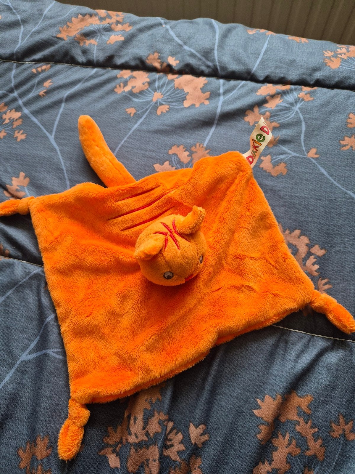 knuffel doekje Dikkie Dik, Ophalen