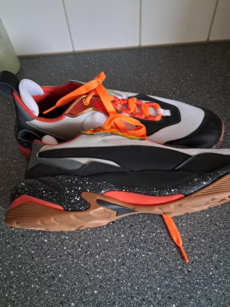 Nieuwe sneakers, Kleding | Heren, Schoenen, Puma, Overige kleuren, Nieuw, Ophalen of Verzenden