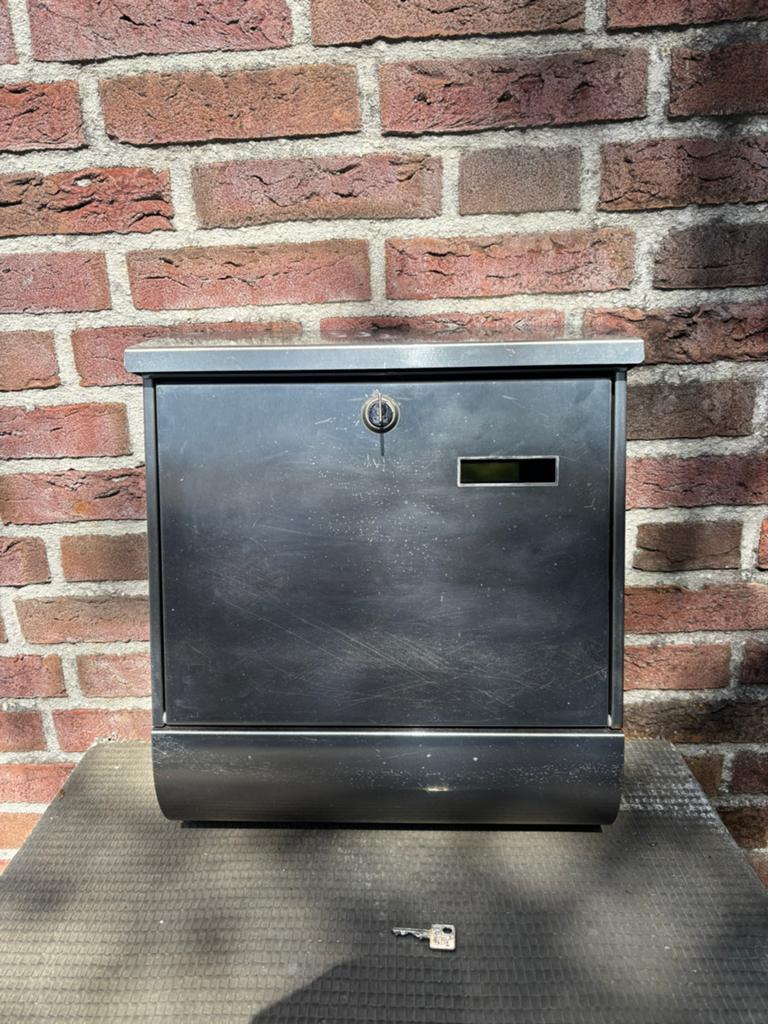 Brievenbus rvs voor maar 15 euro ., Tuin en Terras, Brievenbussen, Ophalen of Verzenden, Zo goed als nieuw, Rvs, Wandbrievenbus