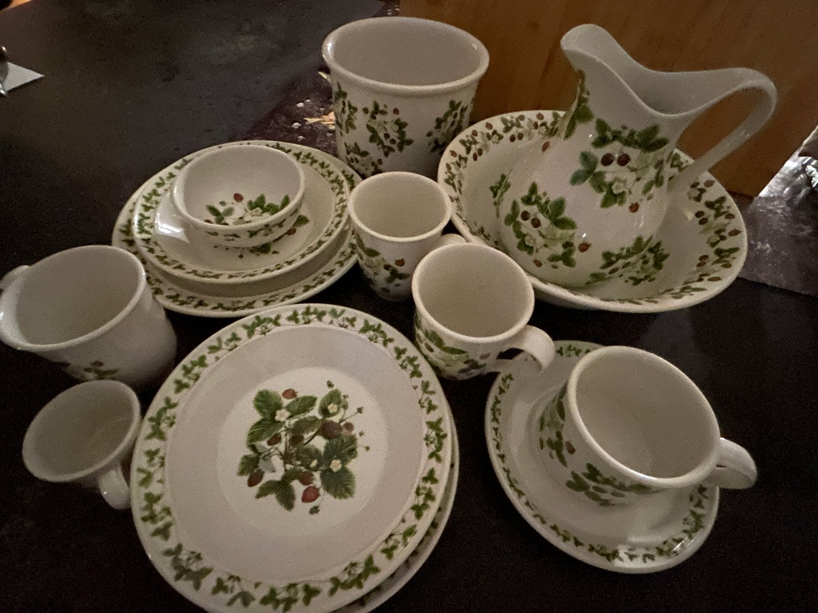 Portmeirion Summer Strawberries servies, Huis en Inrichting, Keuken | Servies, Ophalen, Overige merken, Overige typen, Vintage