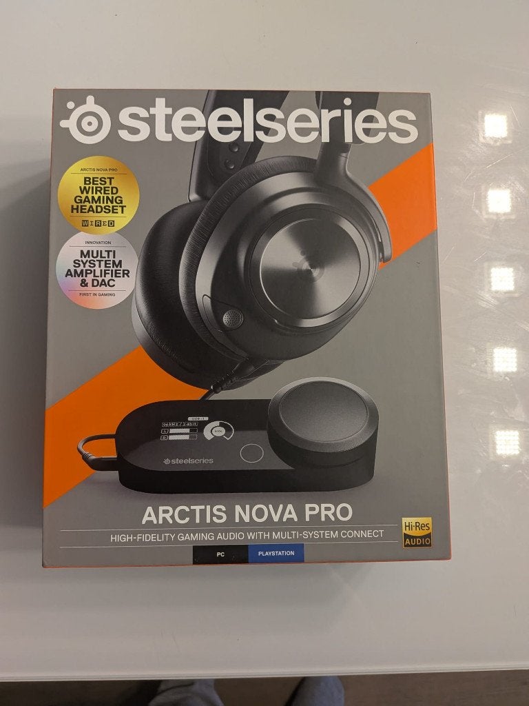 SteelSeries Arctis Nova Pro Gaming Headset, Computers en Software, Headsets, Steelseries Arctis, Ophalen of Verzenden, Over-ear