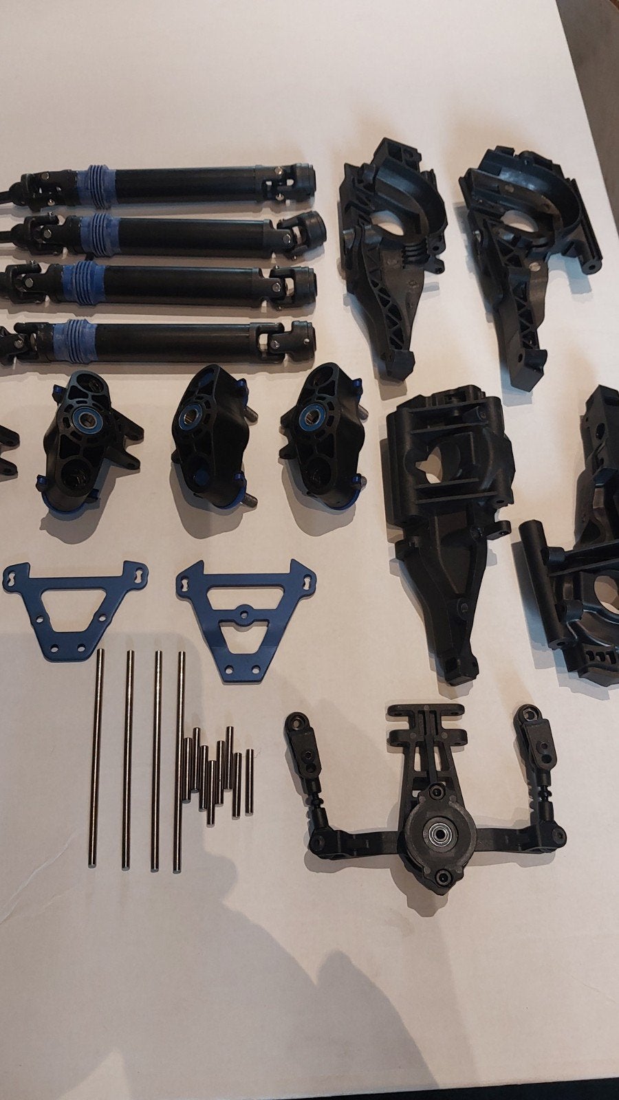 onderdelen Traxxas E-Revo Nieuw ! ! !, Hobby en Vrije tijd, Ophalen of Verzenden, Nieuw, Overige schalen, Onderdeel