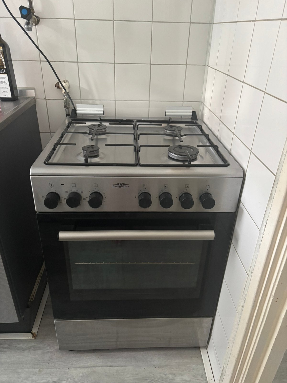 Everglades EVCK040 gasfornuis met oven - fornuizen, Ophalen, Gebruikt, 4 kookzones, Gas