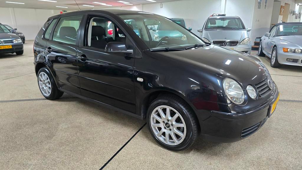 Volkswagen Polo 1.4-16V Athene 110.000 dkm! Nap! Nieuwe apk!, Auto's, Voorwielaandrijving, 15 km/l, 4 cilinders, Origineel Nederlands