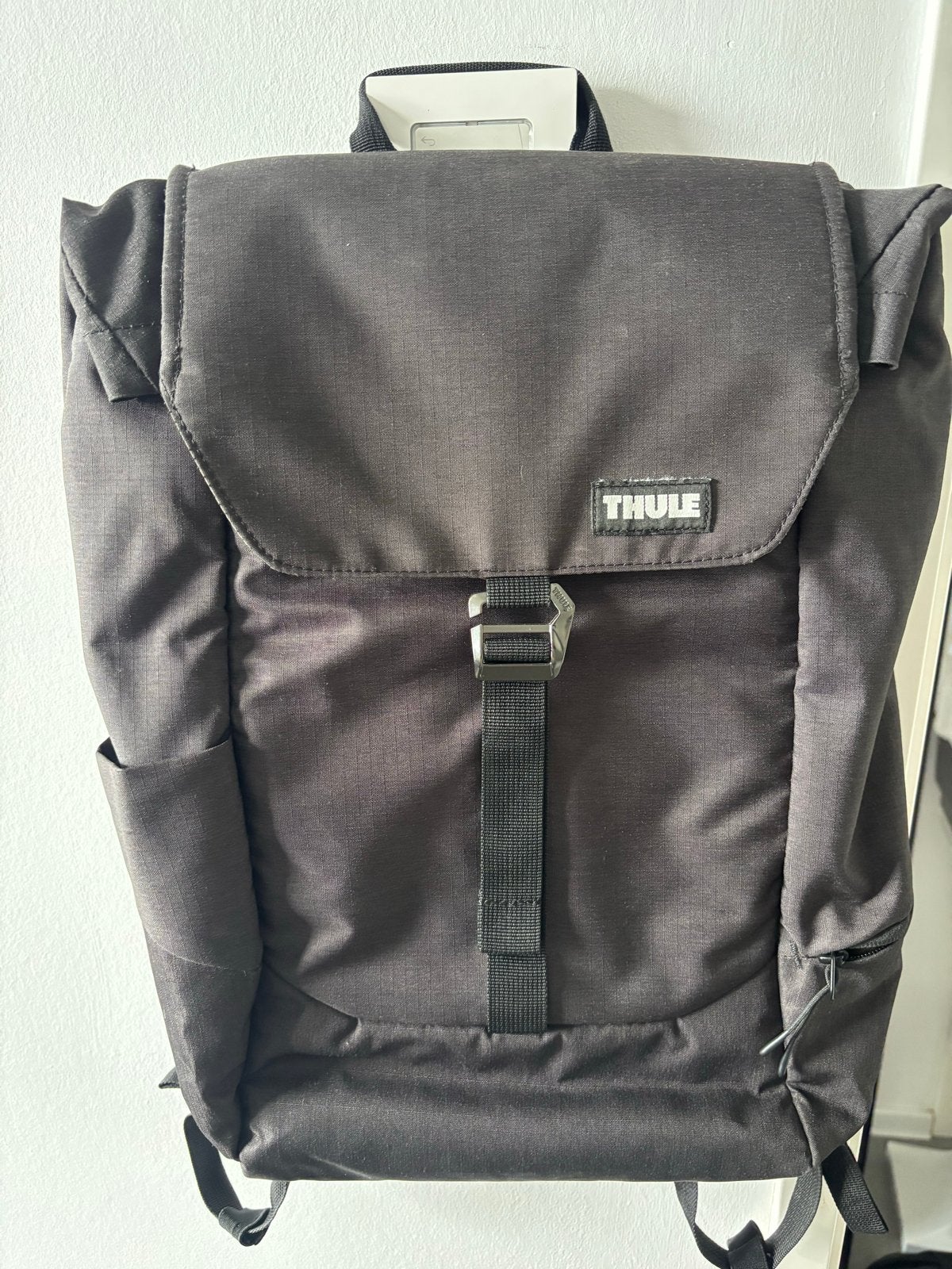 Thule Laptop Rugzak - Stijlvol en Functioneel, Sieraden, Tassen en Uiterlijk, 25 tot 40 cm, Ophalen of Verzenden, Zo goed als nieuw