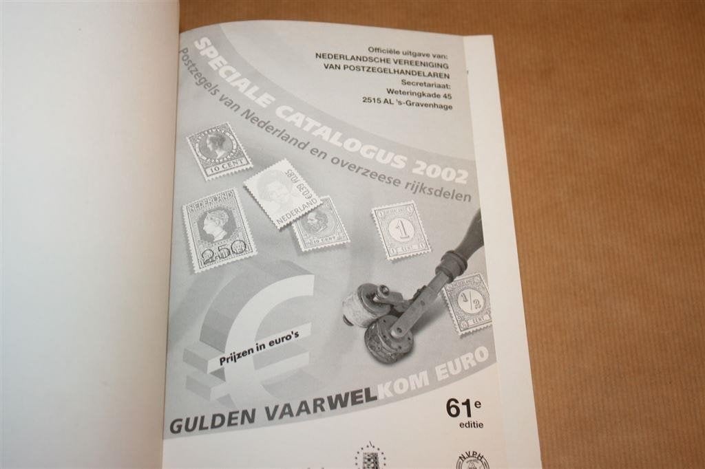 Speciale Catalogus 2002 — Postzegels Nederland en Koloniën, Ophalen of Verzenden, Verzamelalbum