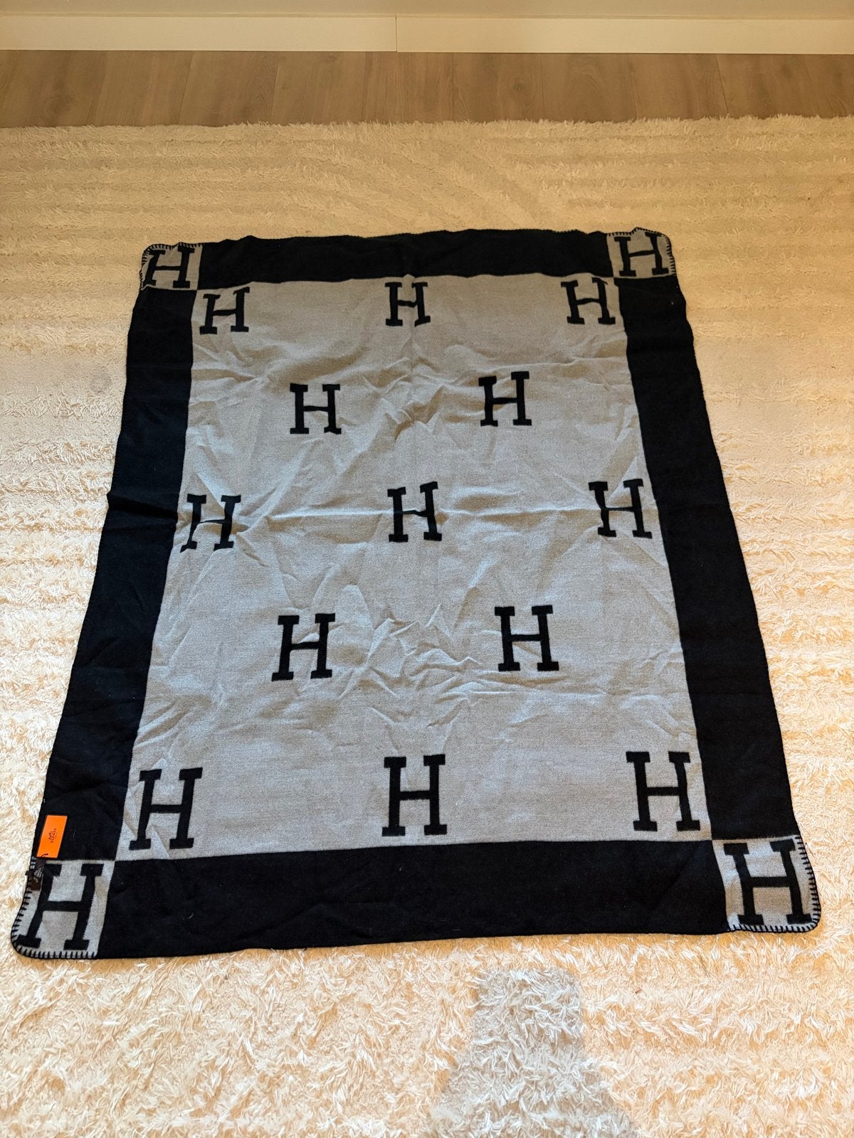 Nieuw Zwart Hermes Avalon Plaid, Huis en Inrichting, Zwart, Wol, Nieuw, Ophalen of Verzenden