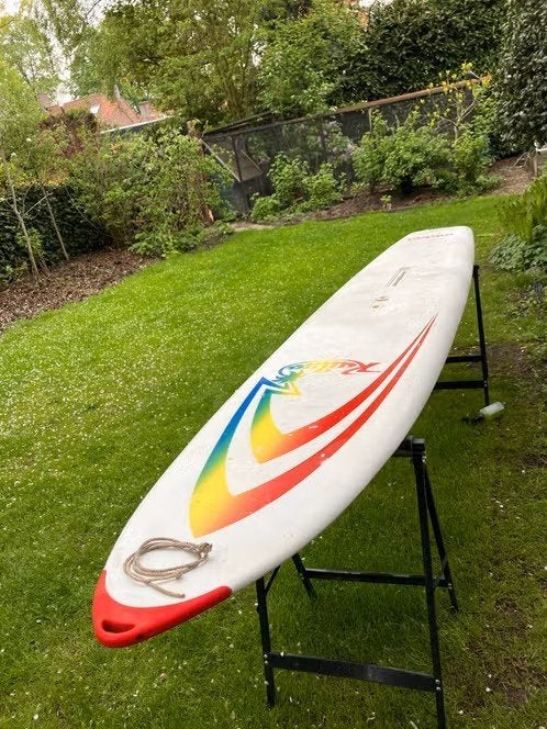 Gave Mistral Kailua met gratis kinderzeil, Ophalen, Gebruikt, Met mast, 5 tot 6.5 m²
