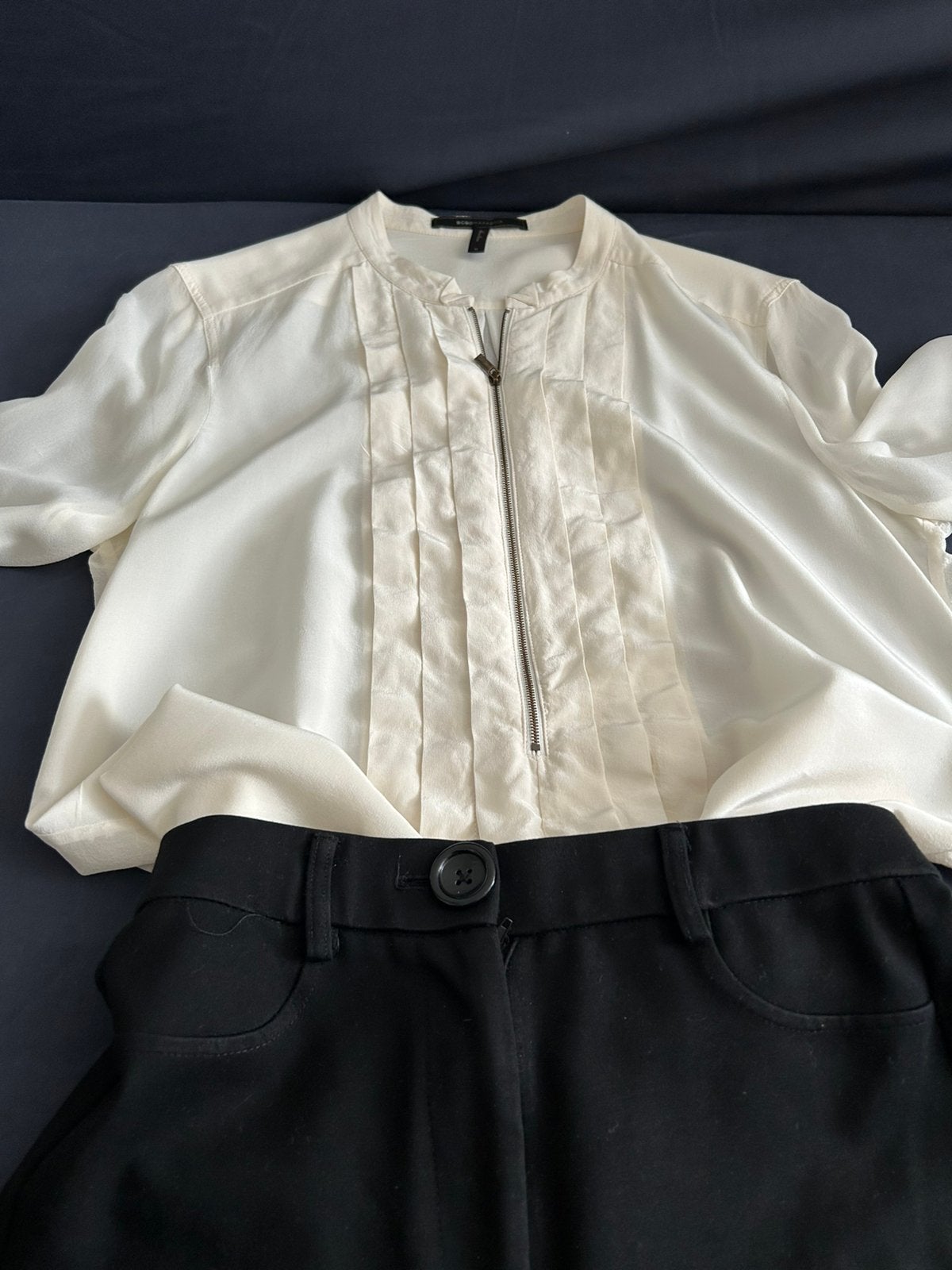 BCBG Maxazria bliese off-white maat M zijde, Ophalen of Verzenden, Zo goed als nieuw, Maat 38/40 (M), Wit