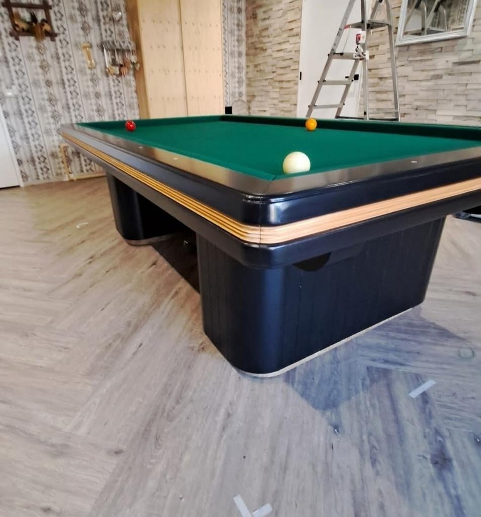 Wilhelmina super de luxe 115/230, Sport en Fitness, Ophalen of Verzenden, Gebruikt, Biljarttafel