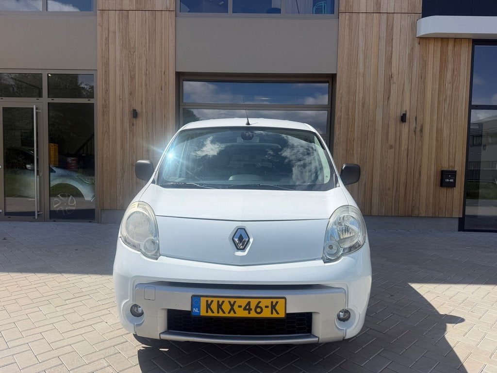 Renault Kangoo Family 1.6-16V Privilège, Auto's, Stof, Gebruikt, 4 cilinders, Wit