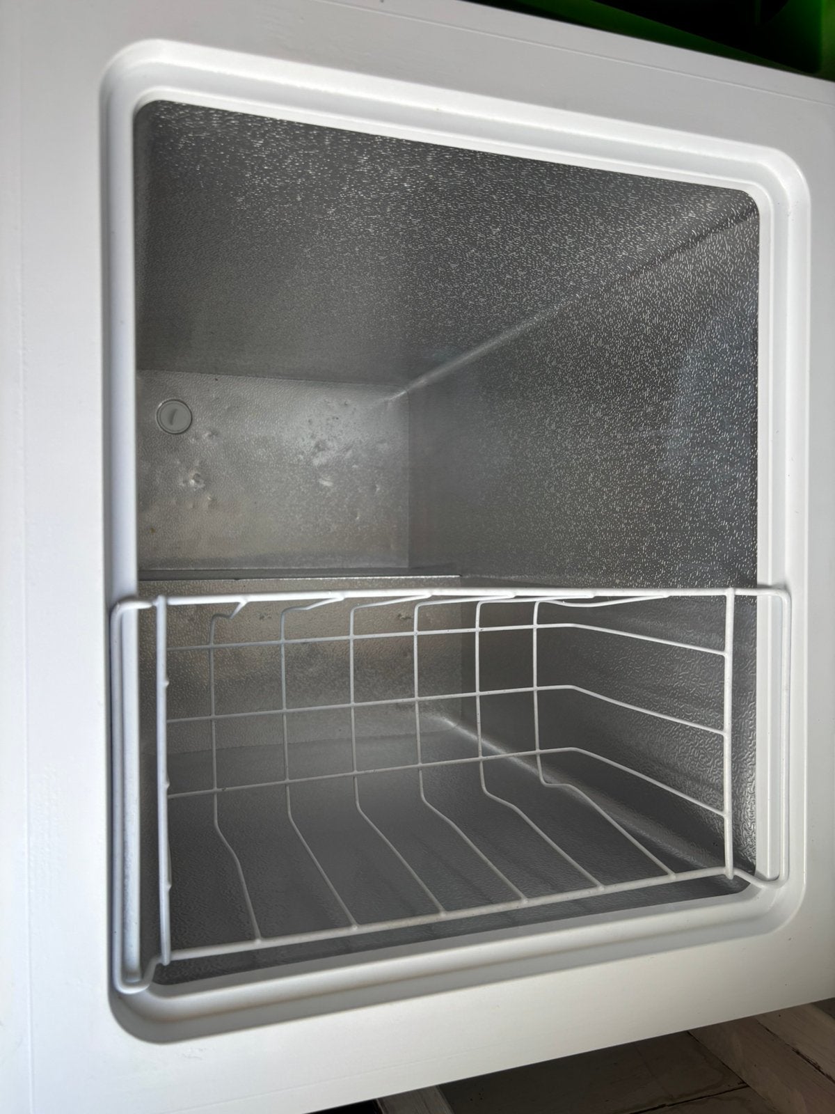 Inventum vriezer, 1 jaar oud, Ophalen, Vrieskist, Minder dan 85 cm, Minder dan 60 cm