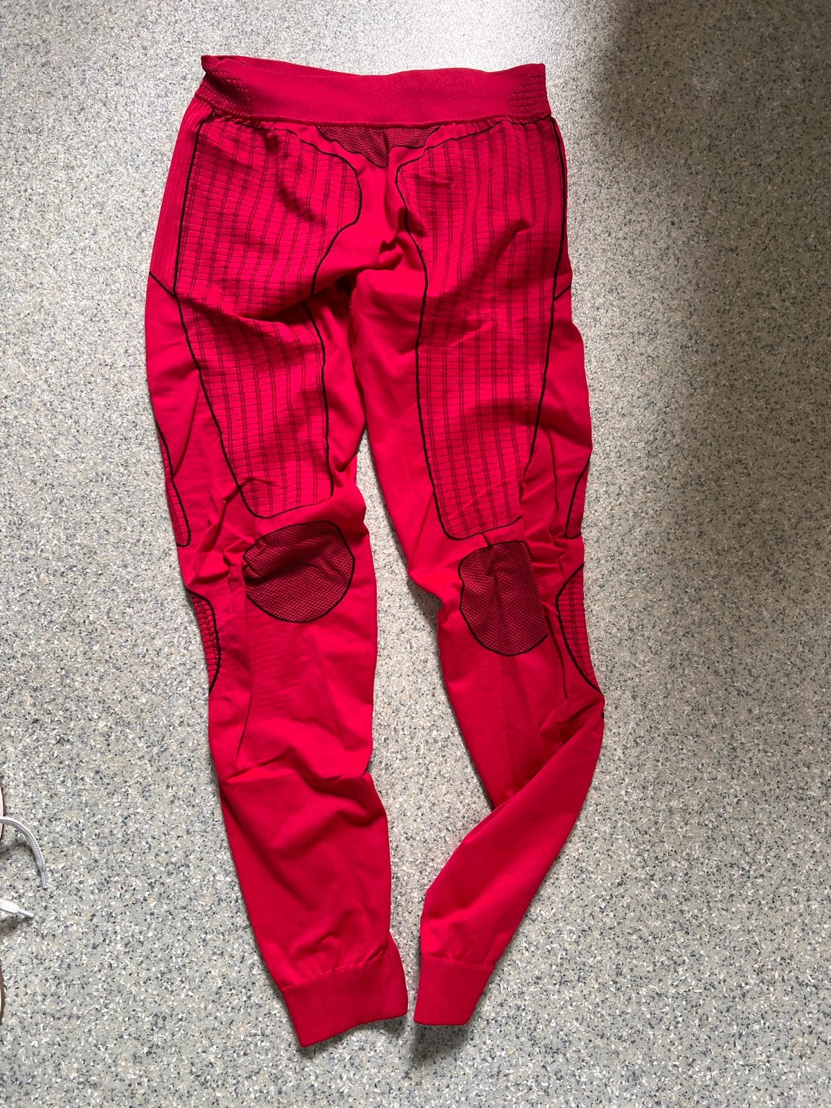 Crivit sportbroek rood maat L, Maat 42/44 (L), Ophalen of Verzenden, Rood, Fitness of Aerobics