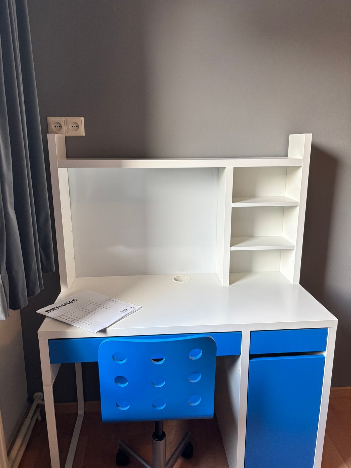 Wit/Blauw Bureau + Bureaustoel