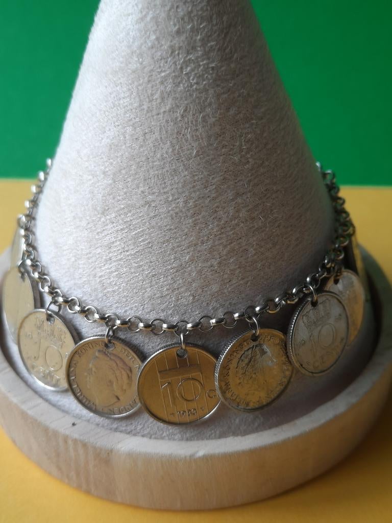 3 Koninginnen Dubbeltjes Armband., Sieraden, Tassen en Uiterlijk, Armbanden, Ophalen of Verzenden, Zo goed als nieuw, Zilver, Staal