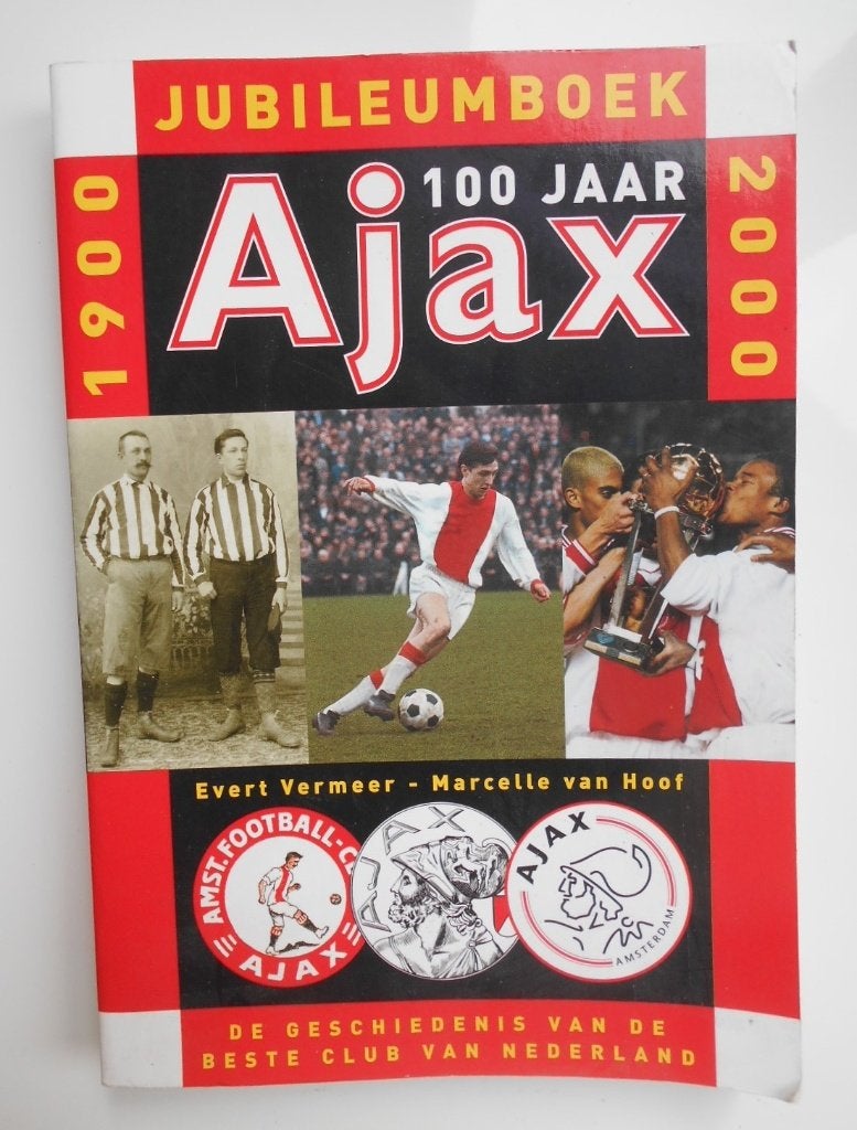 100 jaar Ajax 384 pag! bomvol foto’s (60), Ophalen, Zo goed als nieuw, Balsport