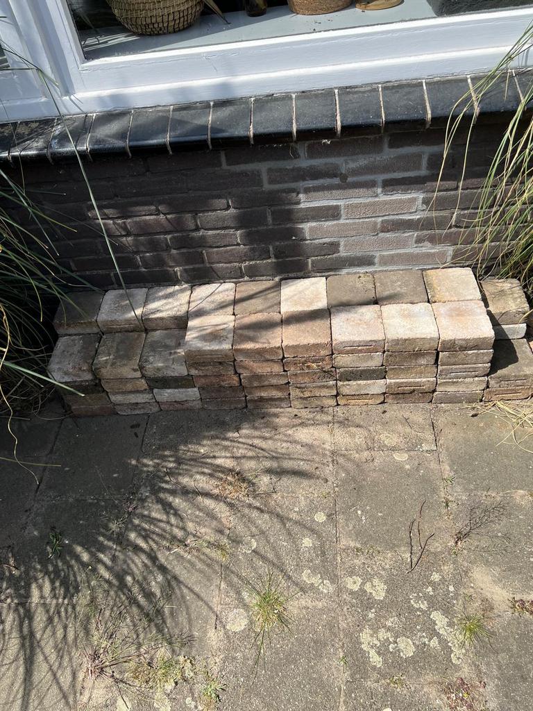Gratis af te halen: 149 vierkante stenen, Ophalen, Gebruikt, Overige typen, 10 m² of meer
