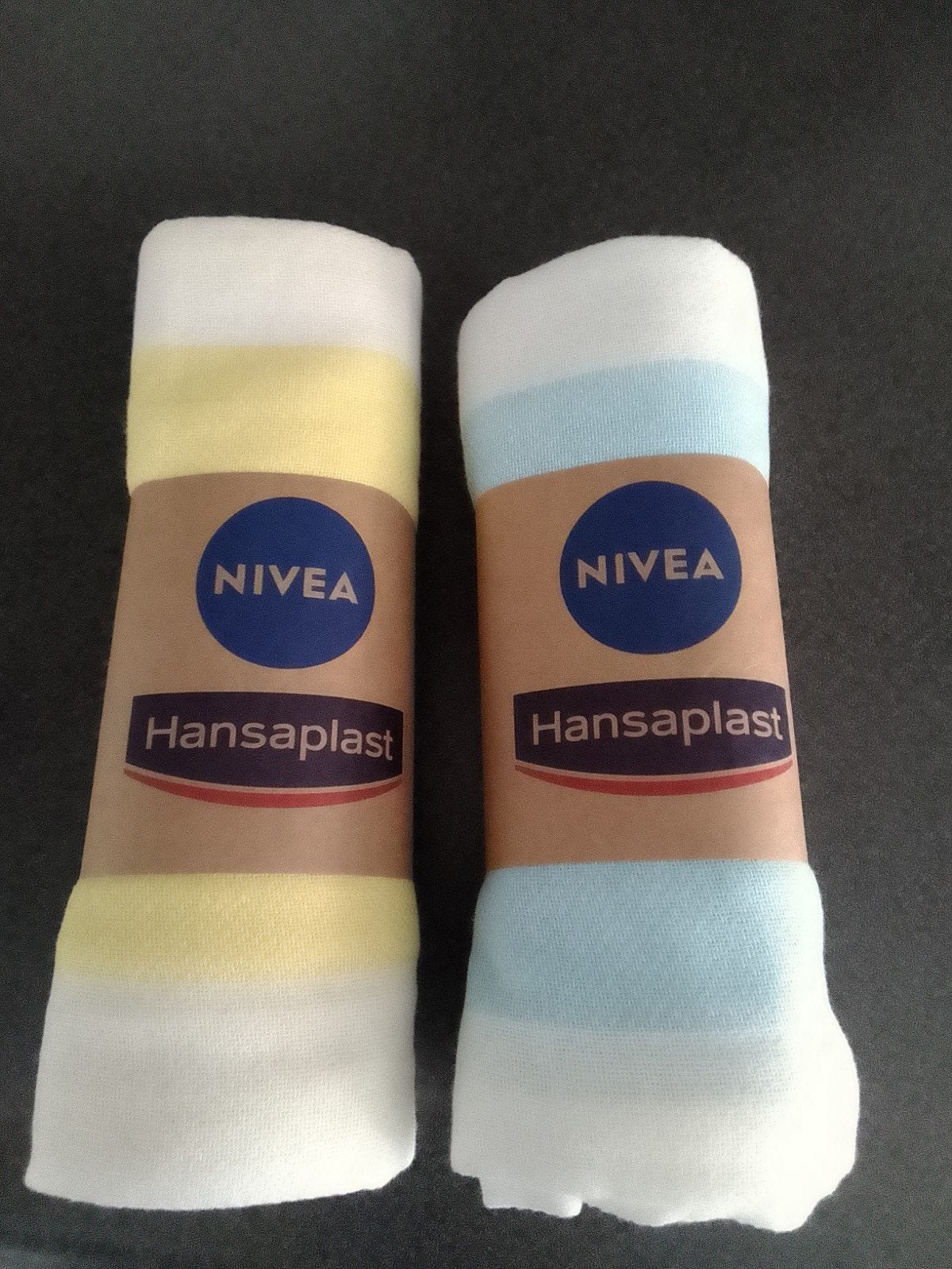 Nivea 2 strandhanddoeken, Huis en Inrichting, Badkamer | Badtextiel en Accessoires, Ophalen of Verzenden, Nieuw, Blauw, Handdoek