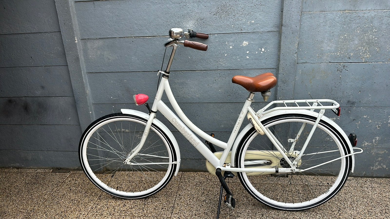 Zo goed als nieuwe transportfiets Cumberland 28 inch.3versn., Ophalen, Terugtraprem, Versnellingen, Zo goed als nieuw
