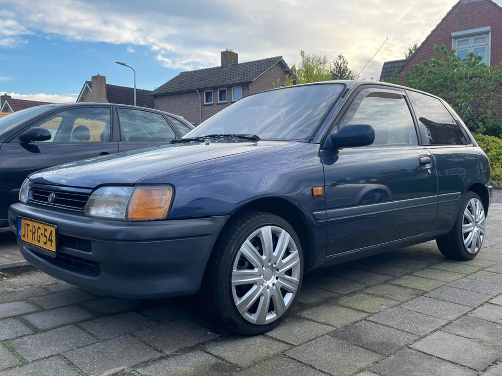 Toyota starlet ep8 1995 Geschorst. Veel vervangen! Geen apk, Ophalen of Verzenden, Nieuw, Toyota