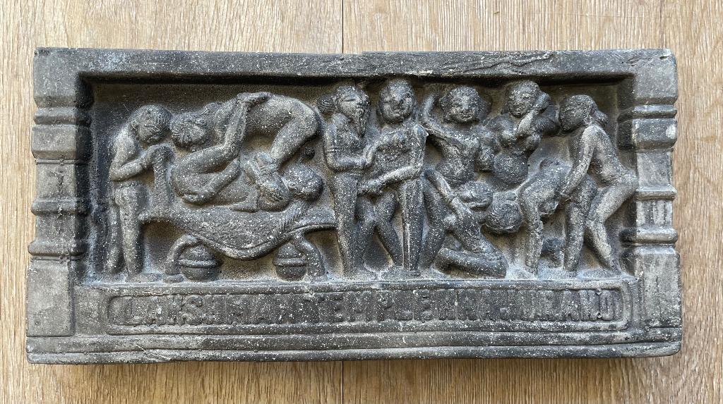 Stenen Kamasutra beeld, Overige typen, Ophalen of Verzenden, 20 - 50 cm, Steen of Keramiek