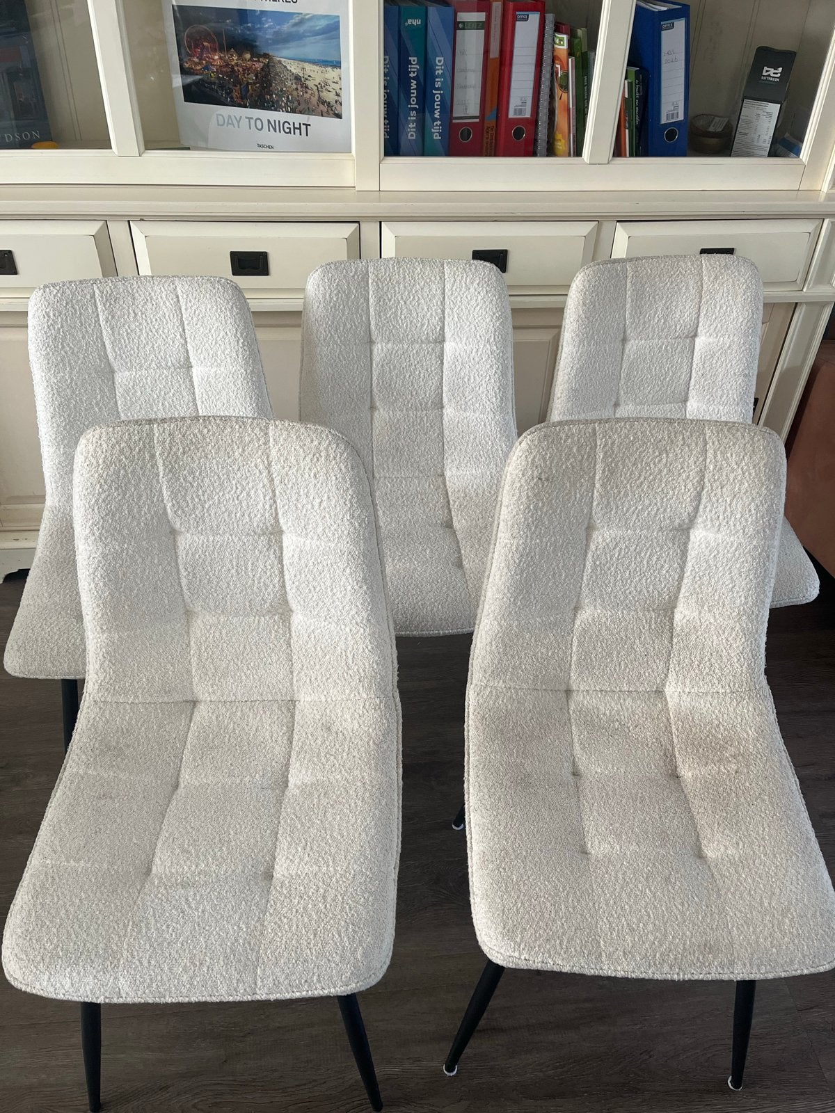 Set van 5 Witte Eetkamerstoelen, Ophalen, Gebruikt, Wit, Stof