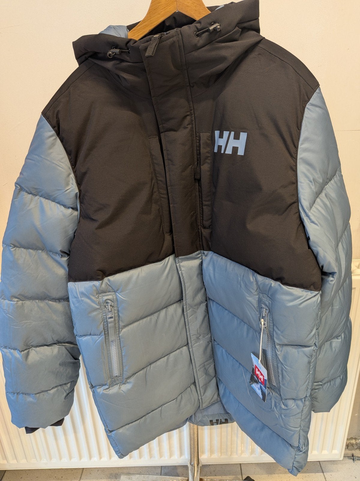 Helly Hansen Active Puffy Long Jacket - Nieuw, Maat 52/54 (L), Helly Hansen, Zwart, Nieuw