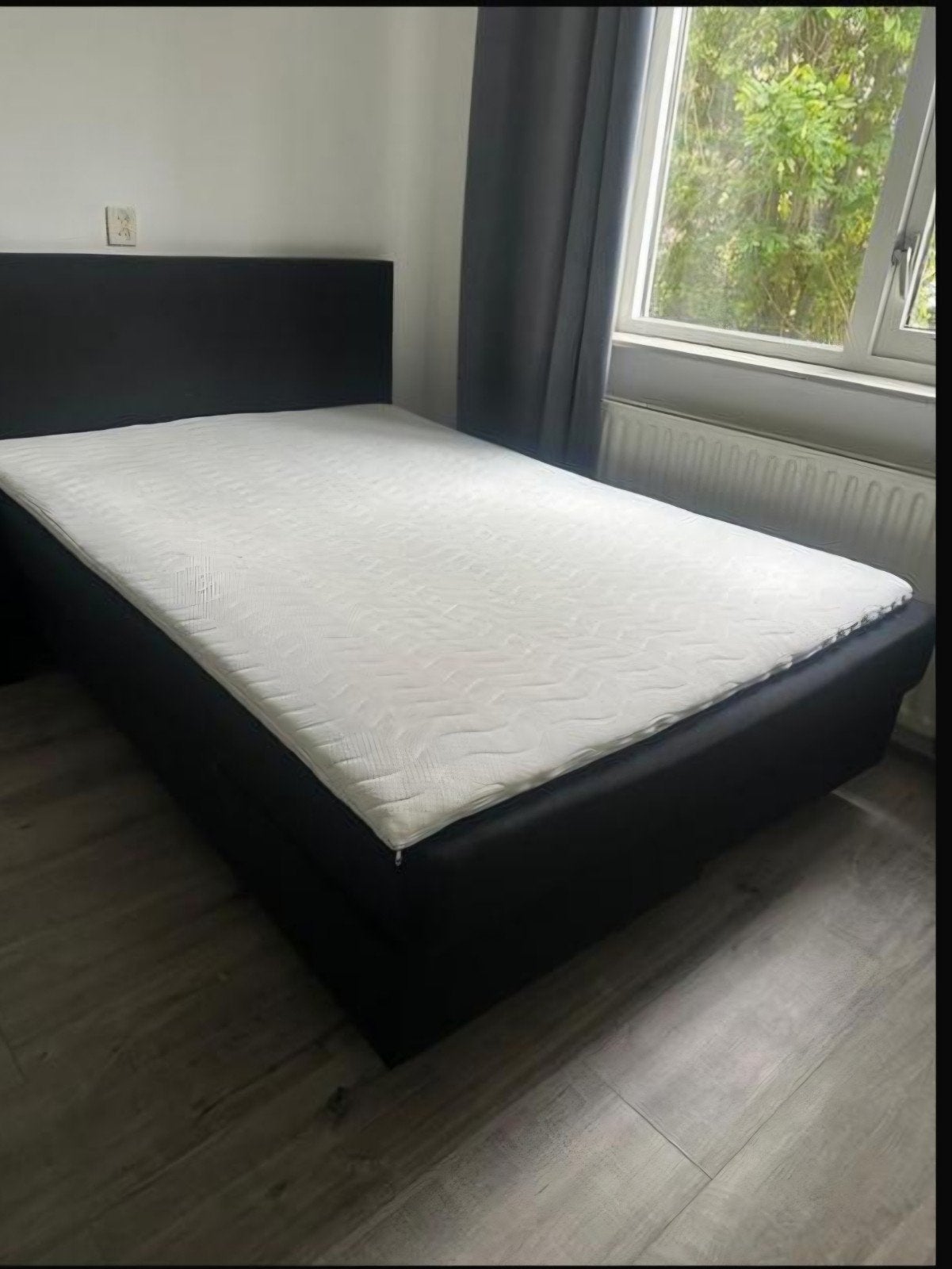 Beterbed Boxspring 160x200 met Hoofdbord en Topmatras, Zwart, Tweepersoons, Ophalen of Verzenden, Zo goed als nieuw