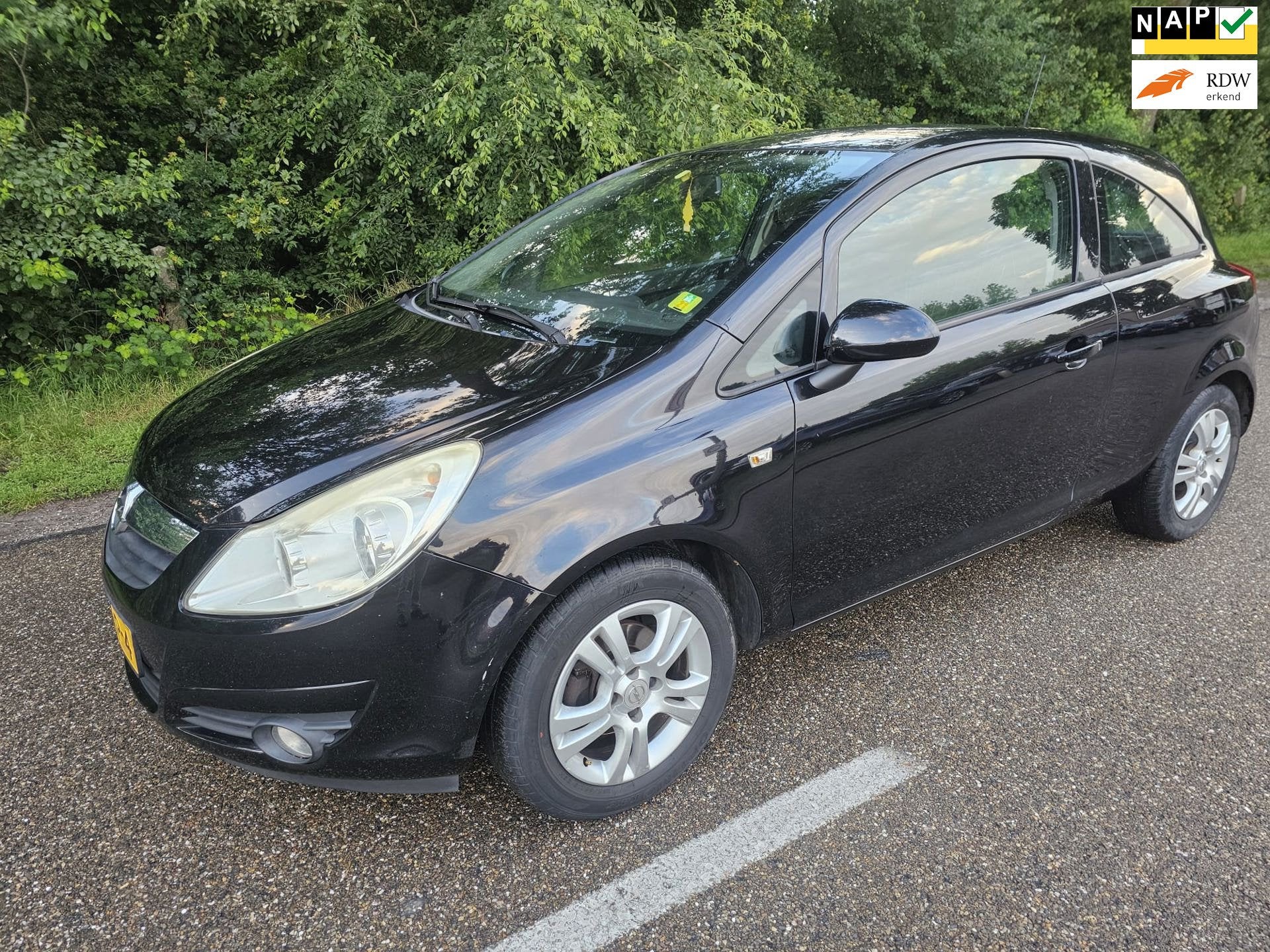 Opel Corsa 1.2-16V Enjoy, Voorwielaandrijving, 450 kg, 1229 cc, Zwart