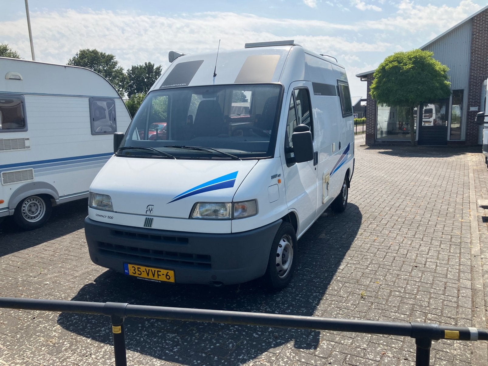 Schwalbenmobil 500 compact bj 1997, originele fabriekscamper, Overige merken, Buscamper of Camperbus, Buitenlamp, Fiat