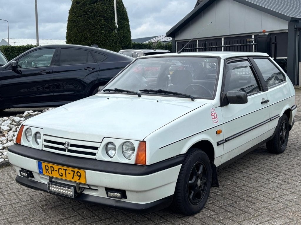 Lada Samara 1.5i Saga 1997 Wit NL Auto Trekhaak (bj 1997), Lada, Wit, Origineel Nederlands, Bedrijf