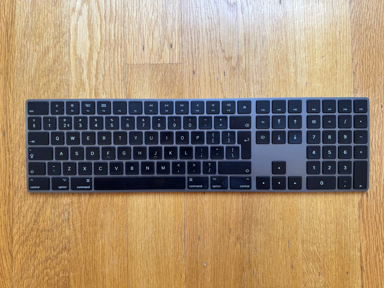 Apple Keyboard (defecte spatiebar), Ophalen of Verzenden, Niet werkend