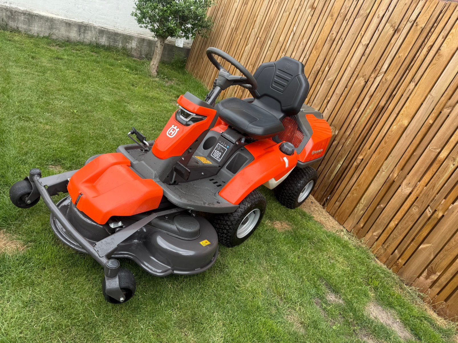 Husqvarn R 318X Frontmaaier DEMO!! 0.2 uur!!, Ophalen of Verzenden, Zo goed als nieuw, Mulchfunctie, 90 tot 120 cm